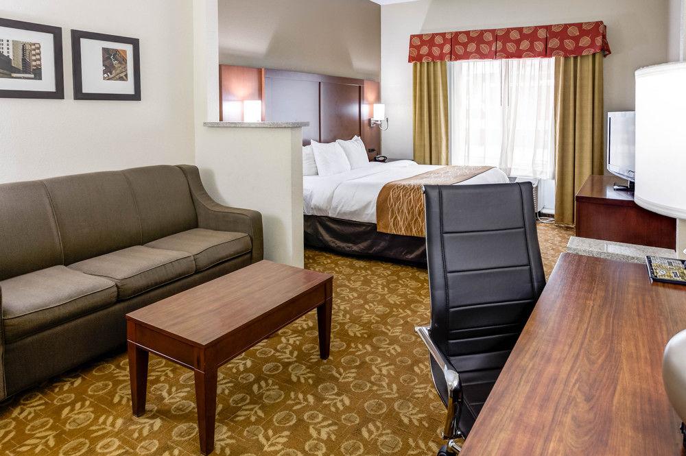 Comfort Suites Kansas City-Либерти Экстерьер фото