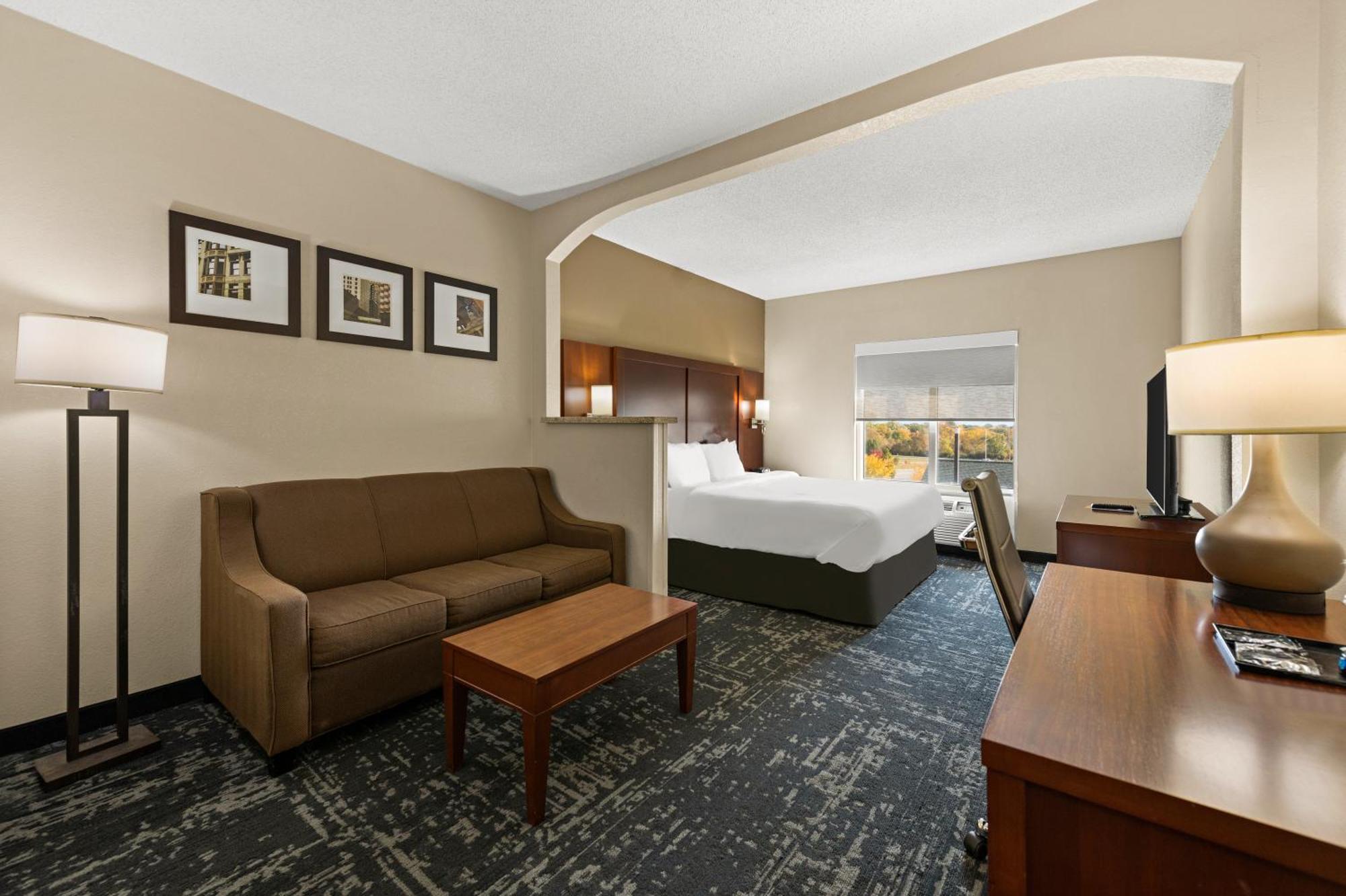 Comfort Suites Kansas City-Либерти Экстерьер фото