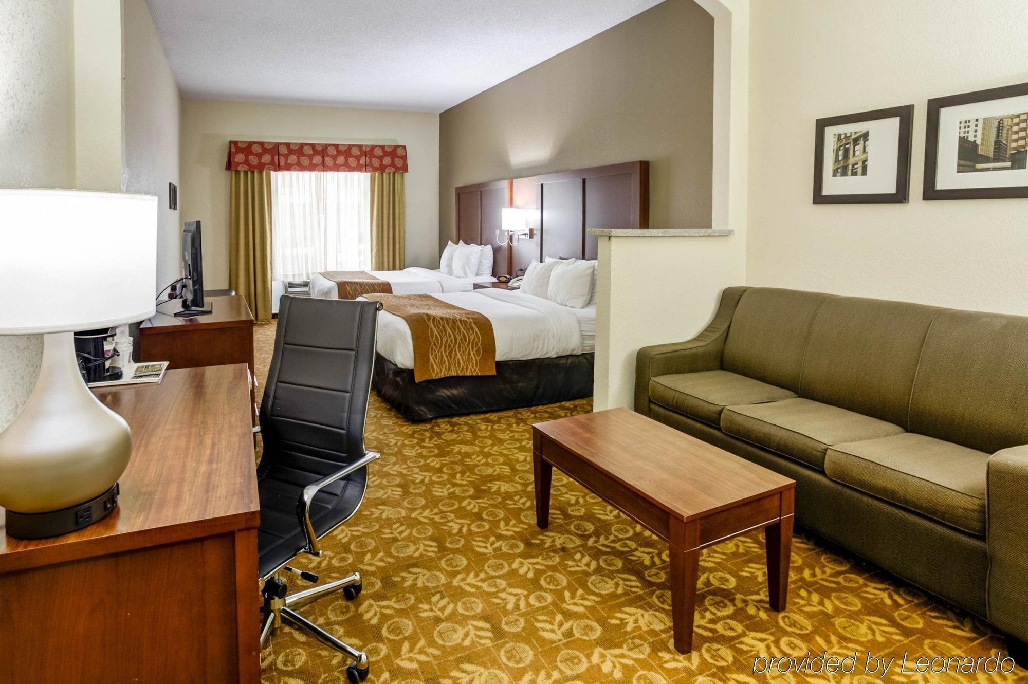 Comfort Suites Kansas City-Либерти Экстерьер фото